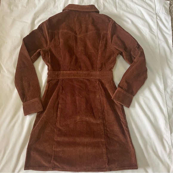 NWT Wrangler Slim-Fit Western Corduroy Dress in Pony Brown Size S - Picture 8 of 14